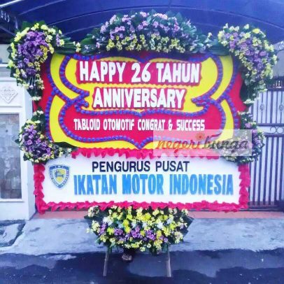 Bunga Papan Happy Anniversary